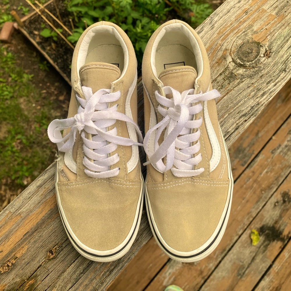Unisex Vans Old Skool Shoe Womens Size 6.5 and Mens Size 5